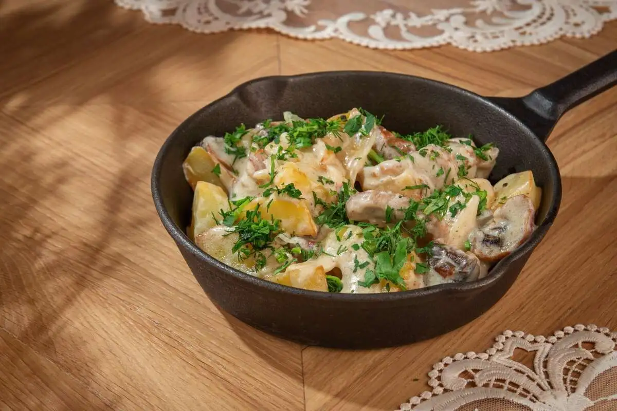 Скоблянка со свининой