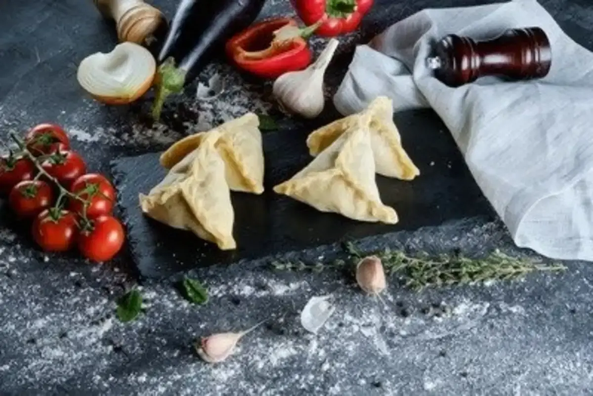 Эчпочмаки с курицей халяль