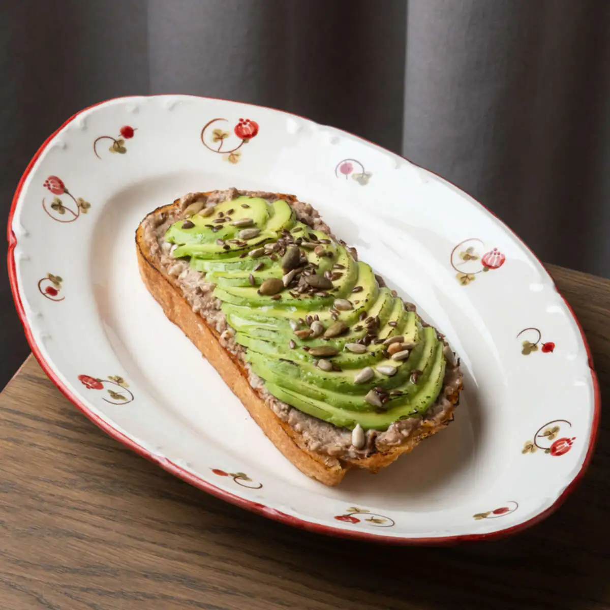 Тартин с рийетом из тунца