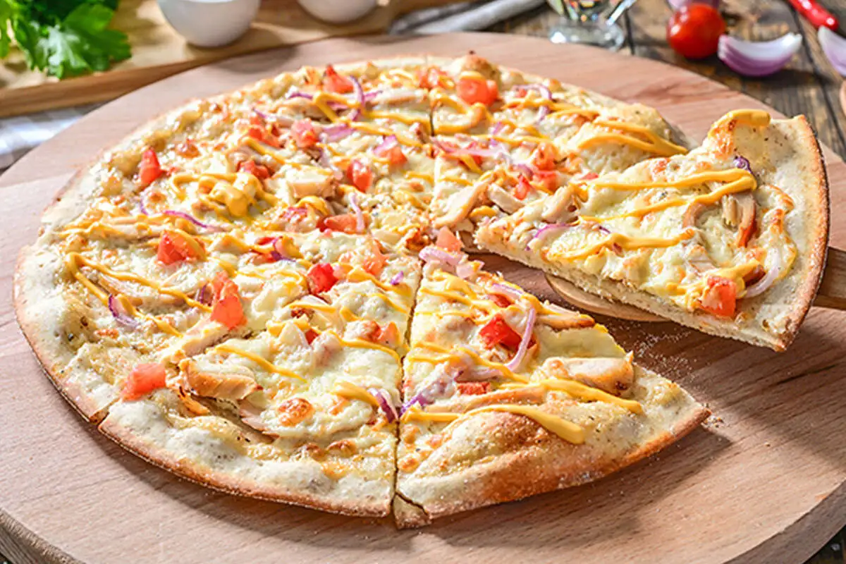 Пицца с цыплёнком ранч