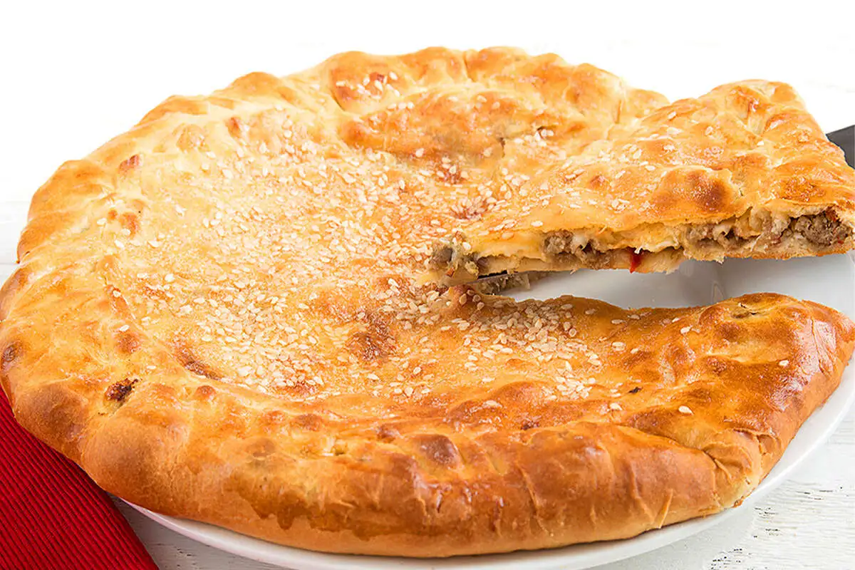 Пирог с курицей и баклажанами