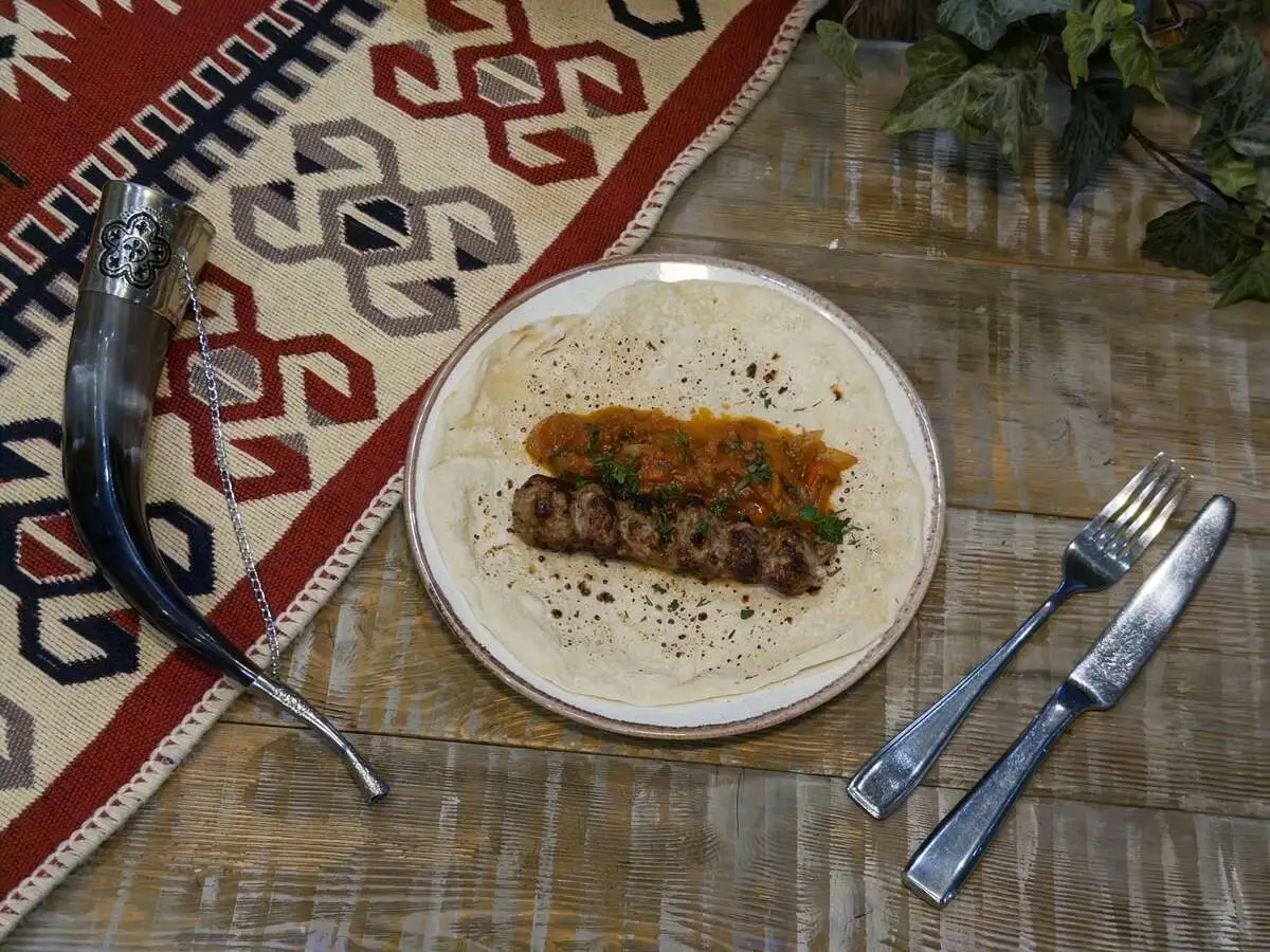 Пита с кебабом из говядины