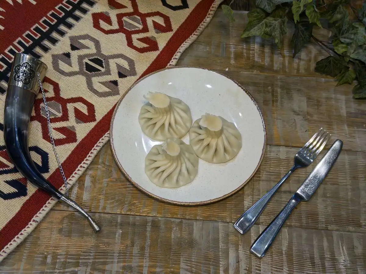 Хинкали с телятиной и цыпленком