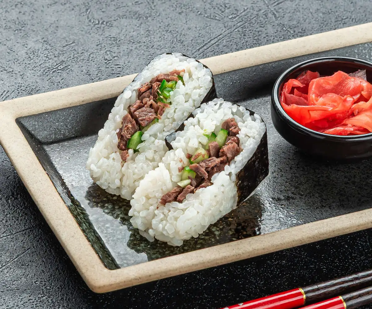 Онигири говядина