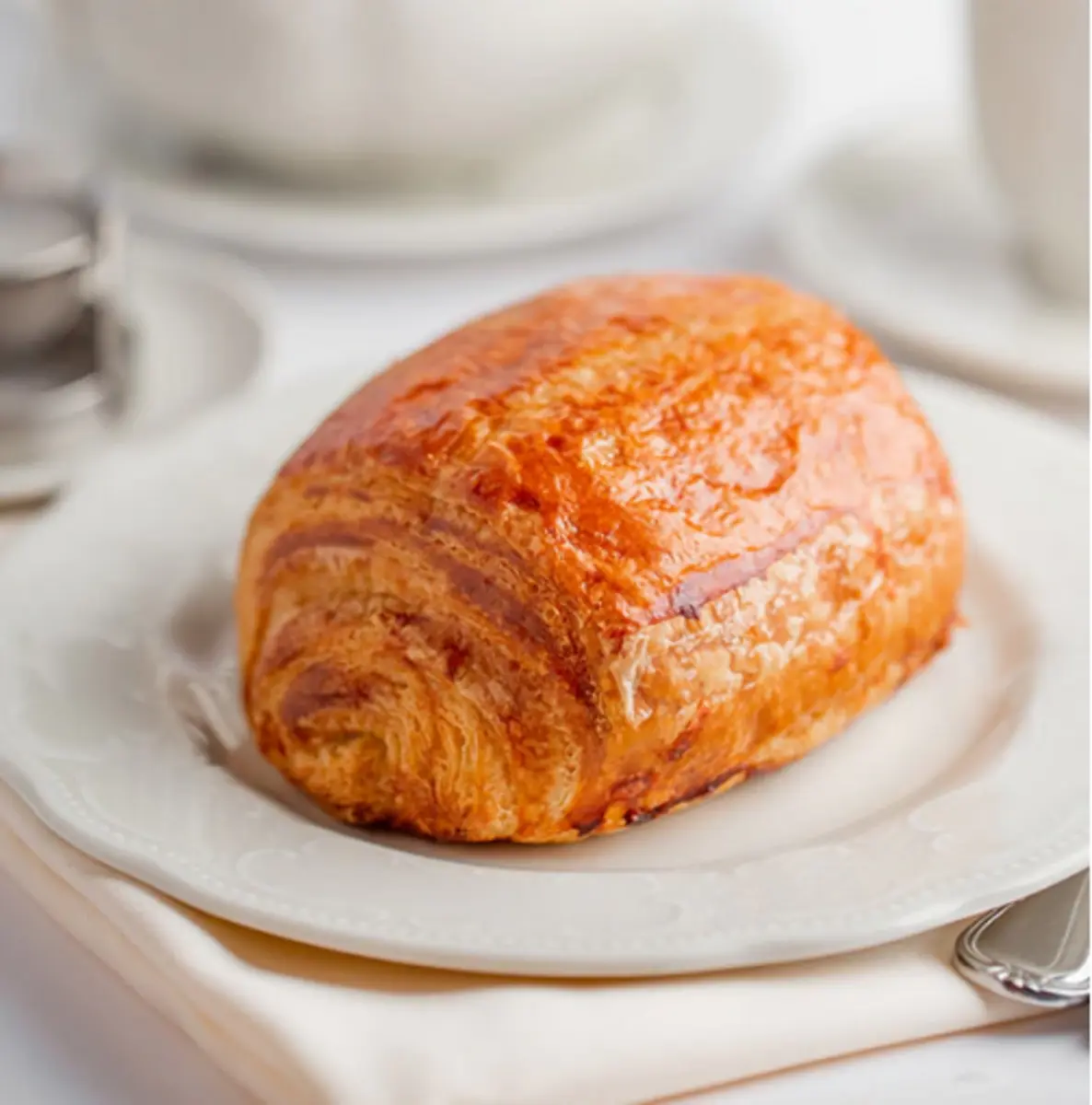 Круассан с шоколадом