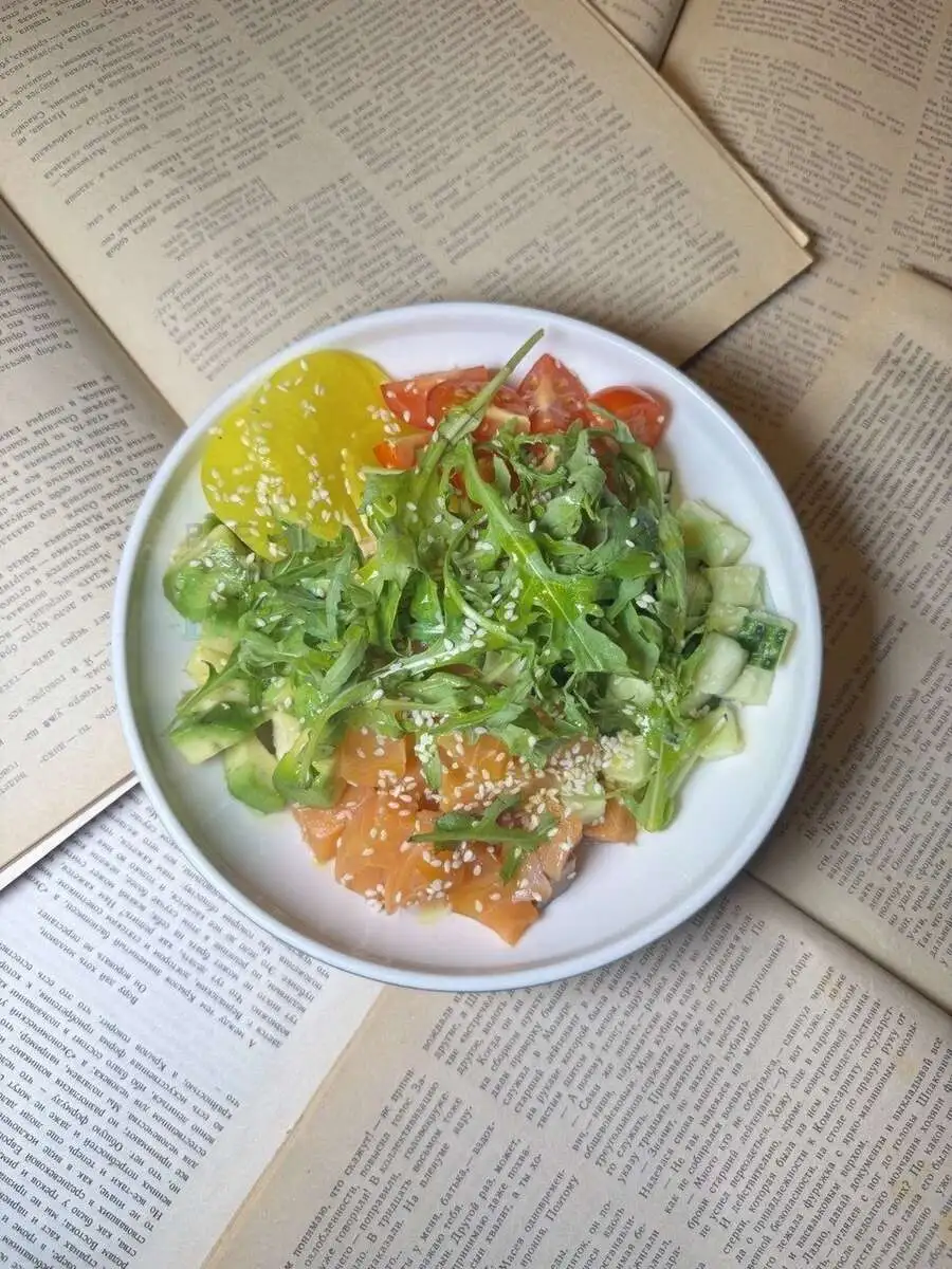 Поке с лососем