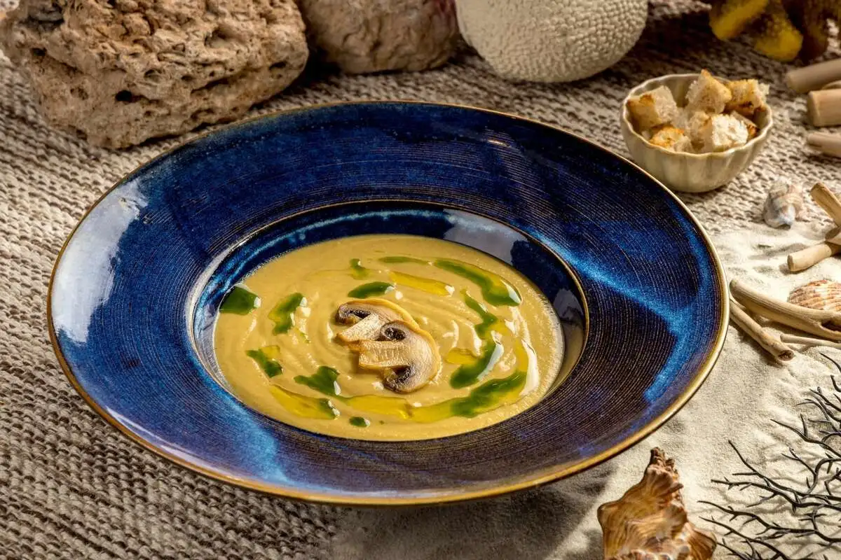 Крем суп из трех видов грибов