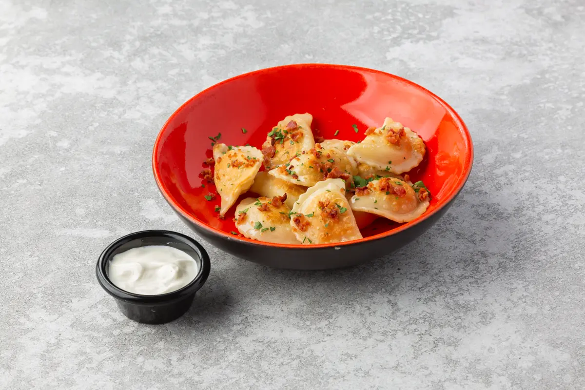 Вареники с картофелем и беконом