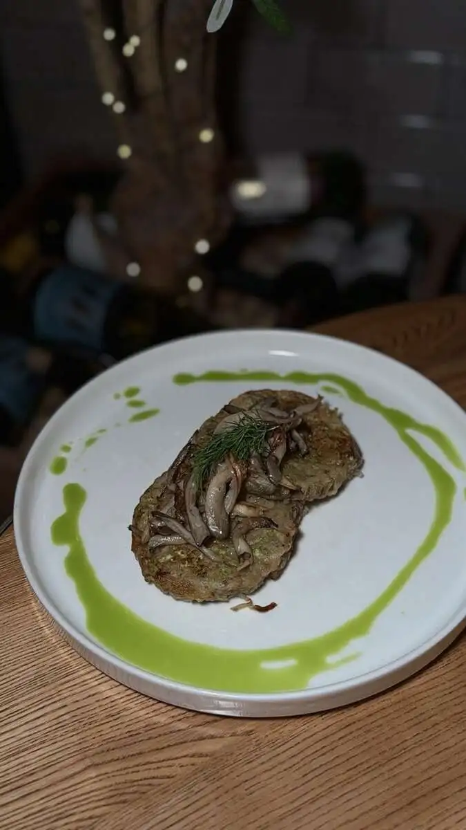  Овощные драники с жареными грибами