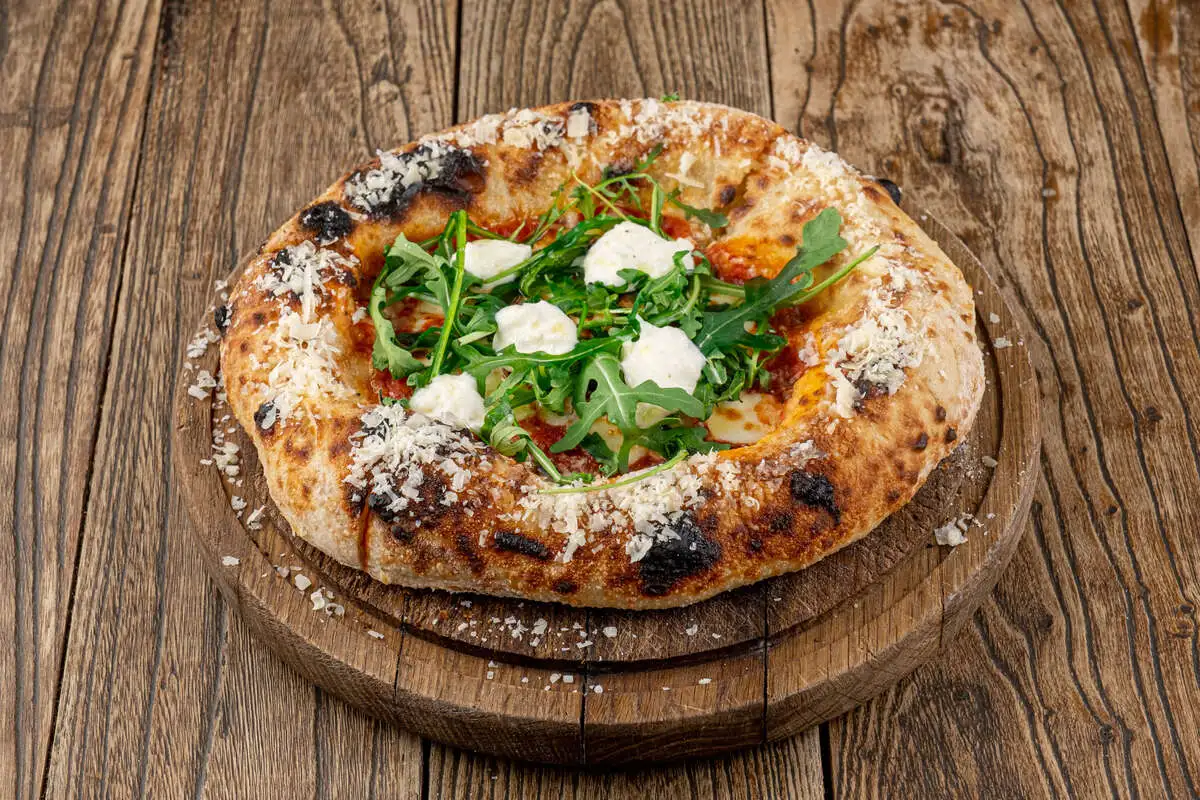 Пицца мини Страчателла и рукола