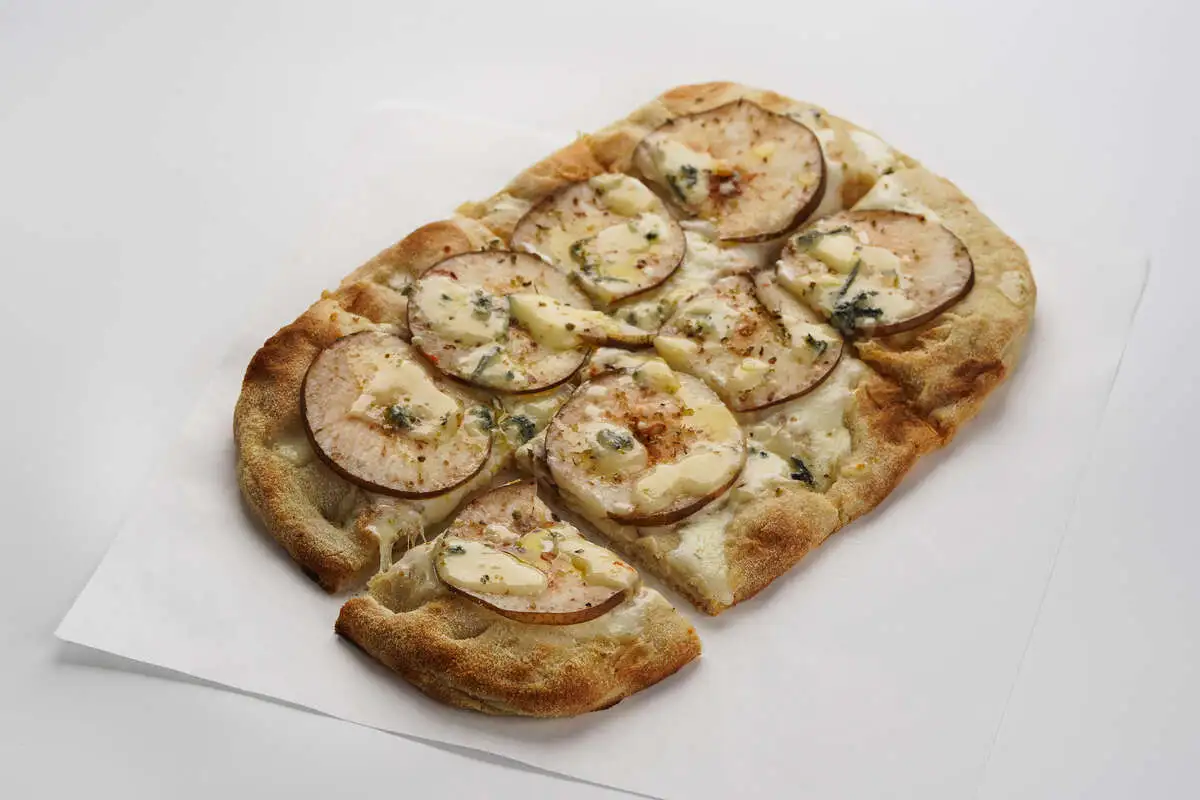 PIZZA груша горгонзола