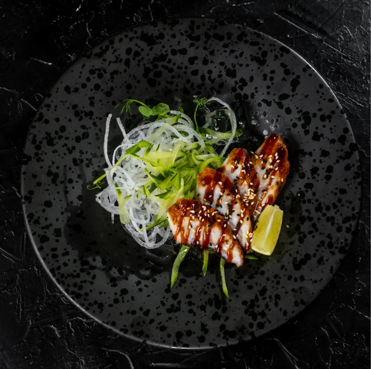 Сашими угорь