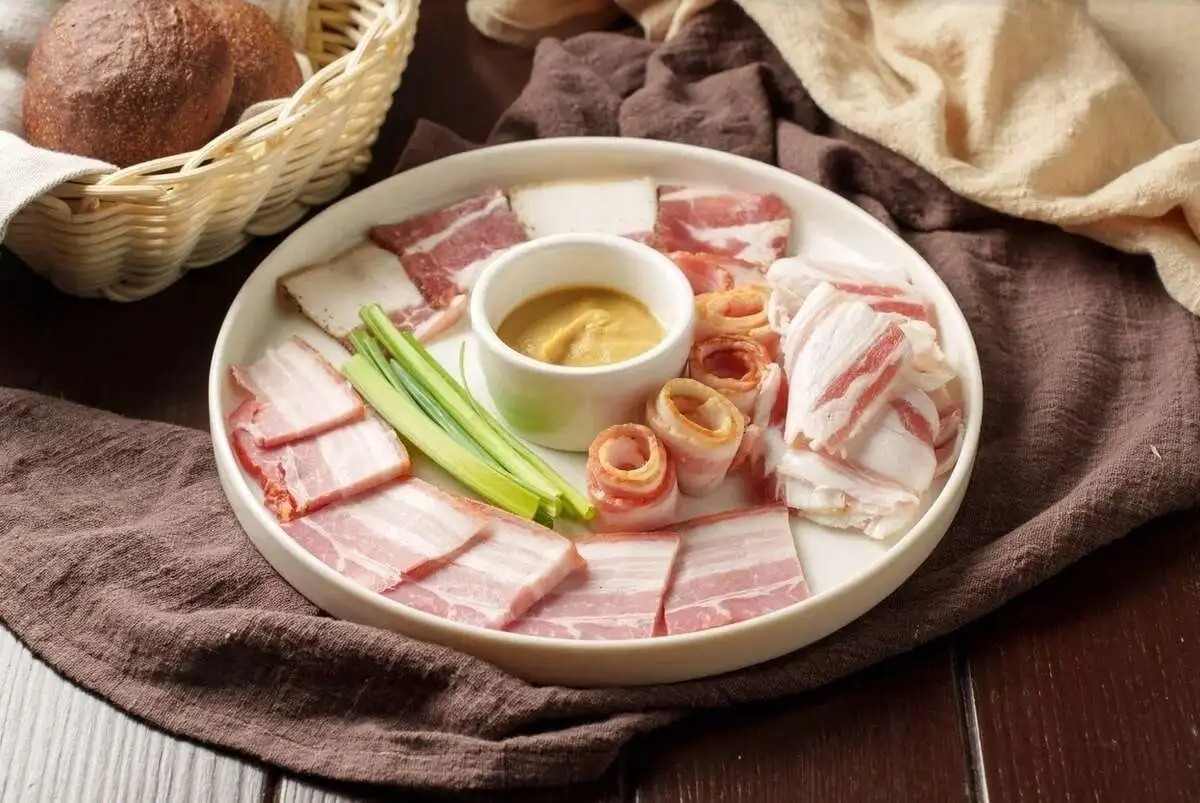 Ассорти из сала