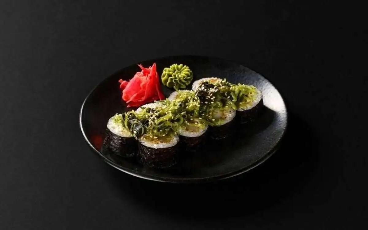 Ролл с креветкой темпура