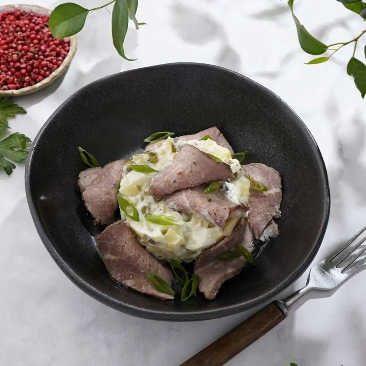 Оливье с ростбифом