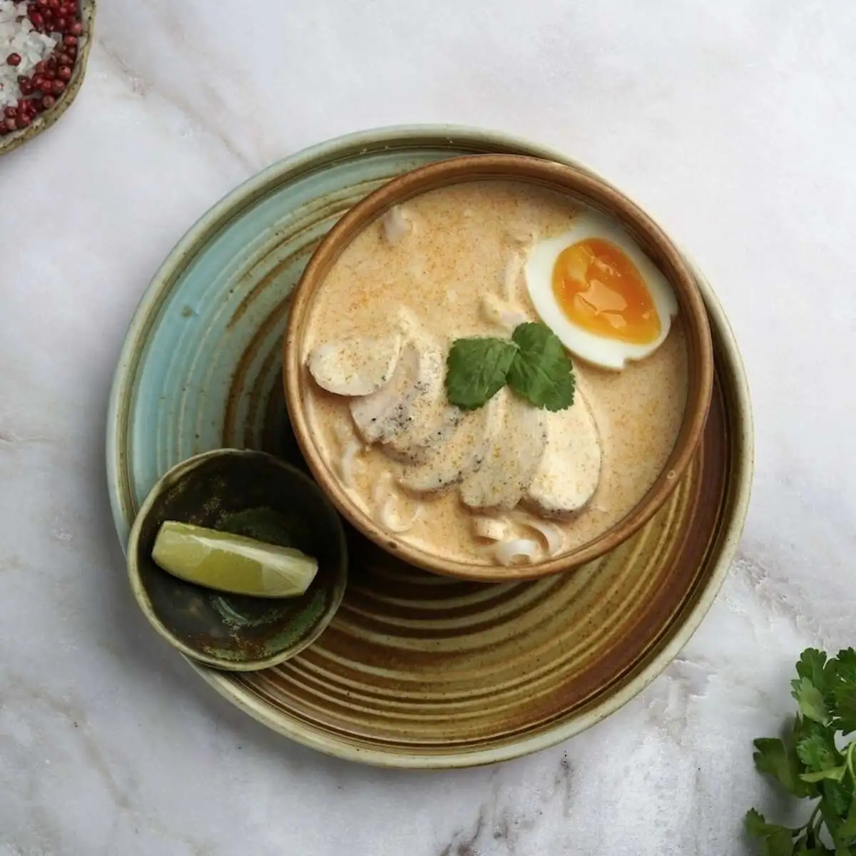 Суп лакса с курицей