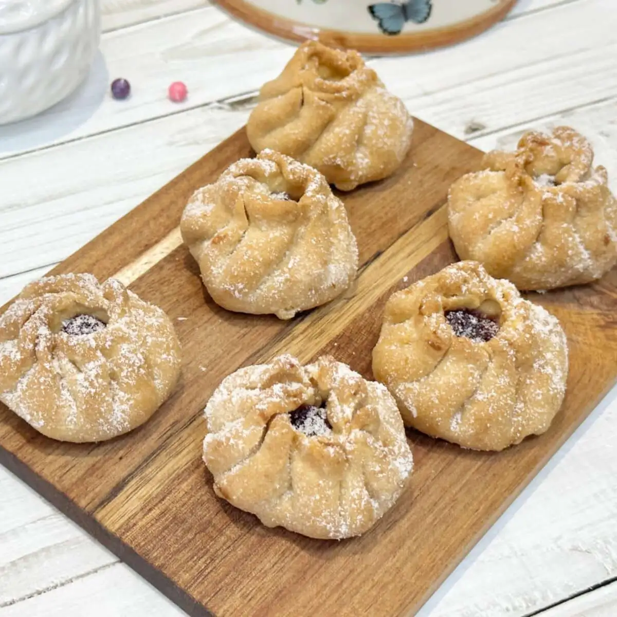 Печенье с брусничной начинкой