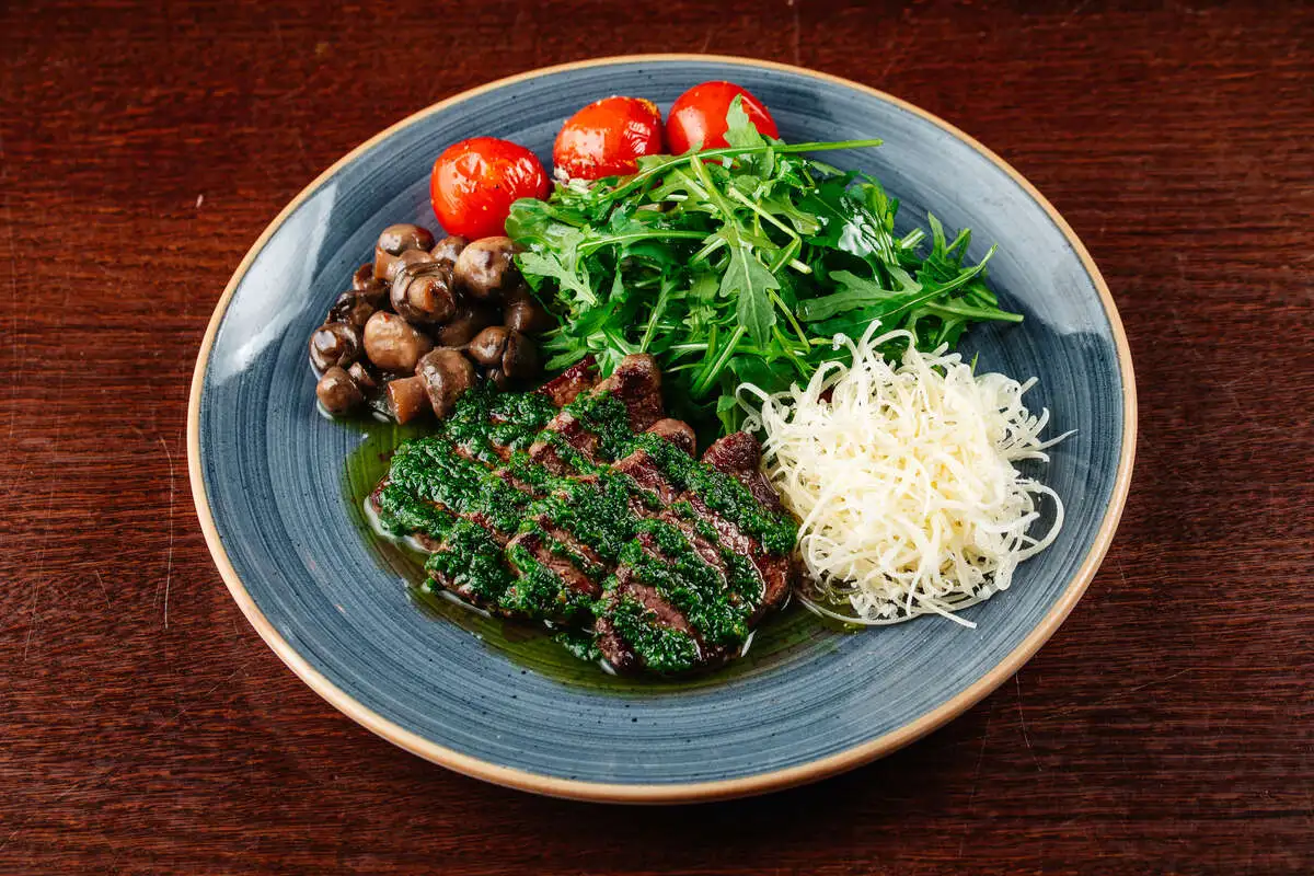 Стейк салат