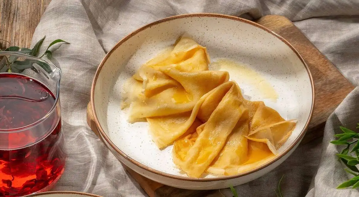 Блинчики со сливочным маслом