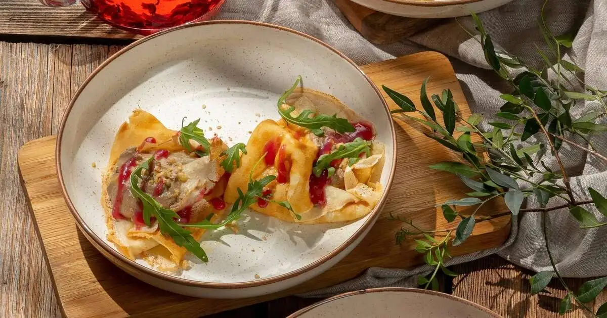 Блинчики с паштетом из цыпленка