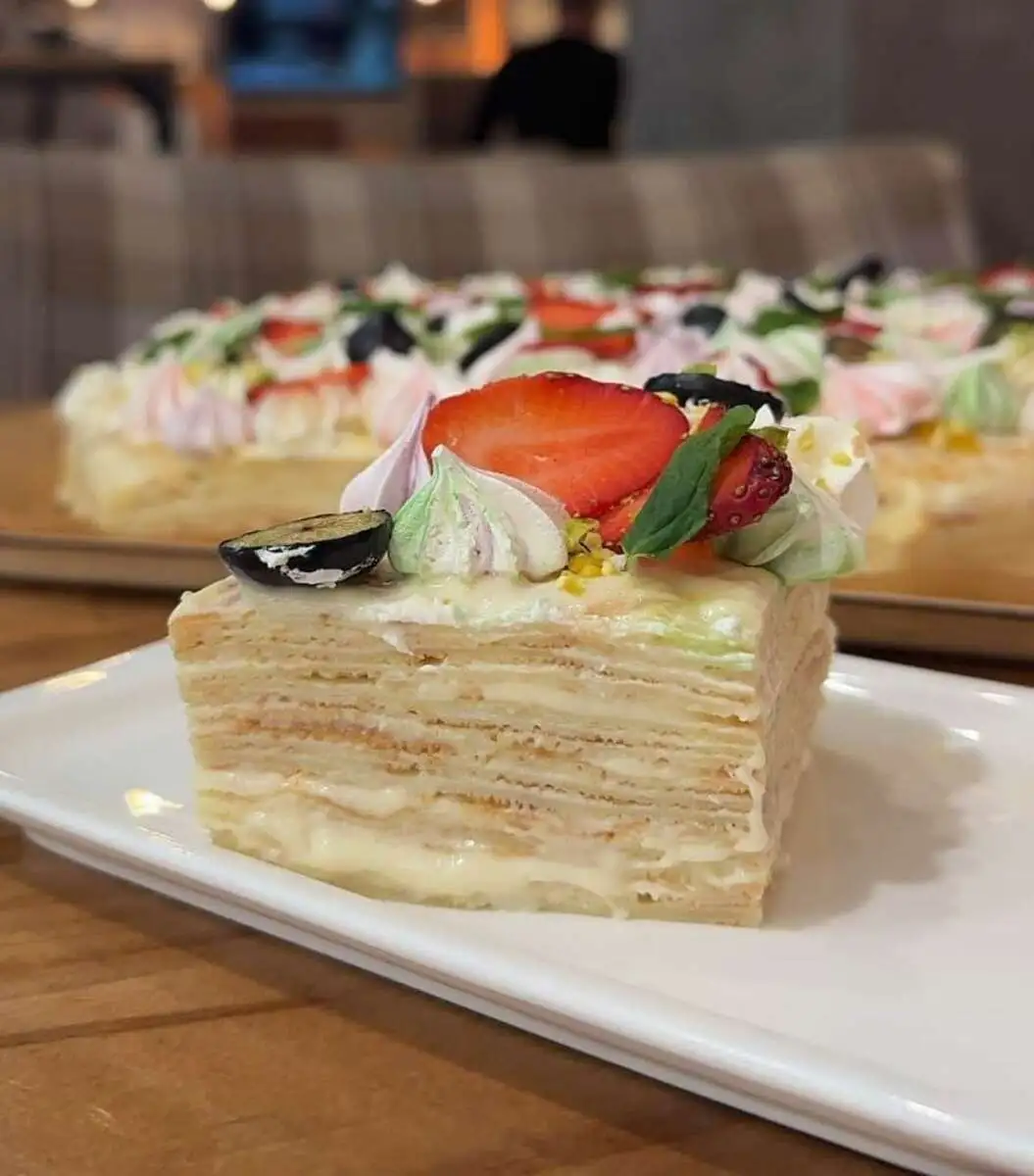 Торт блинный с кремом