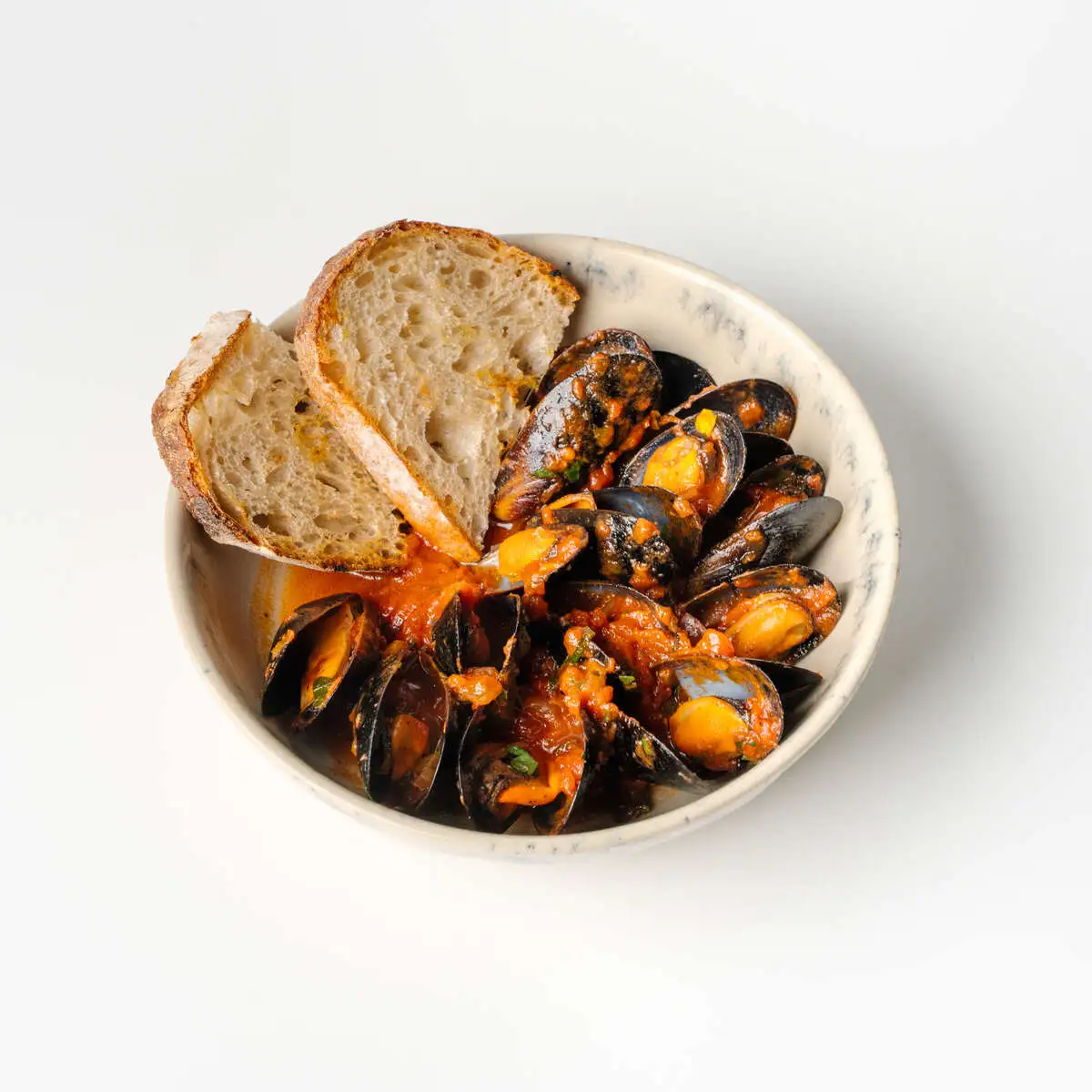 Мидии в томатном соусе 