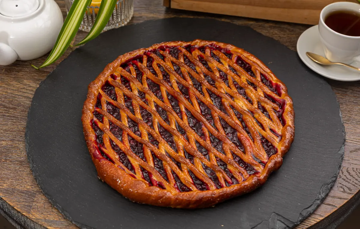 Пирог с брусникой 1шт/600г