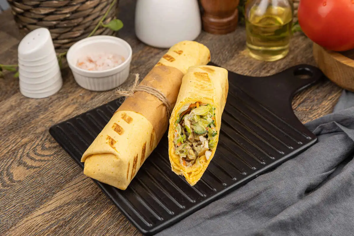 Ролл с курицей 1шт