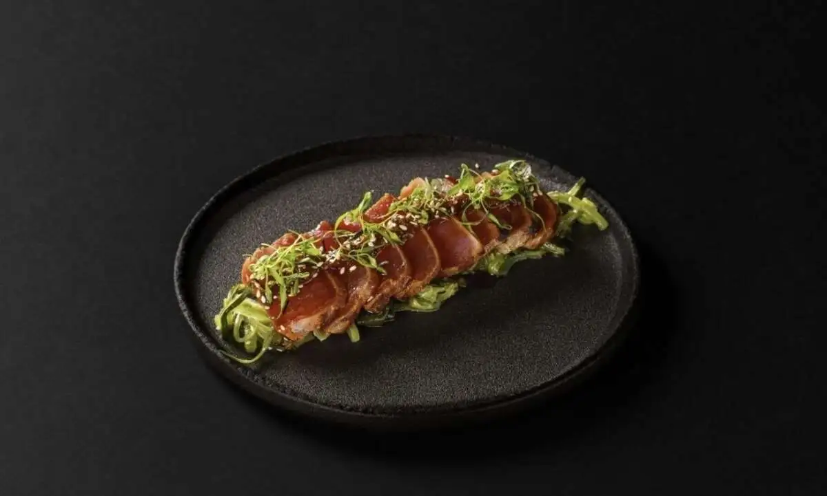 Татаки тунец