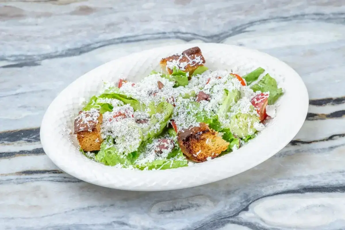 Салат по-гречески с традиционной брынзой