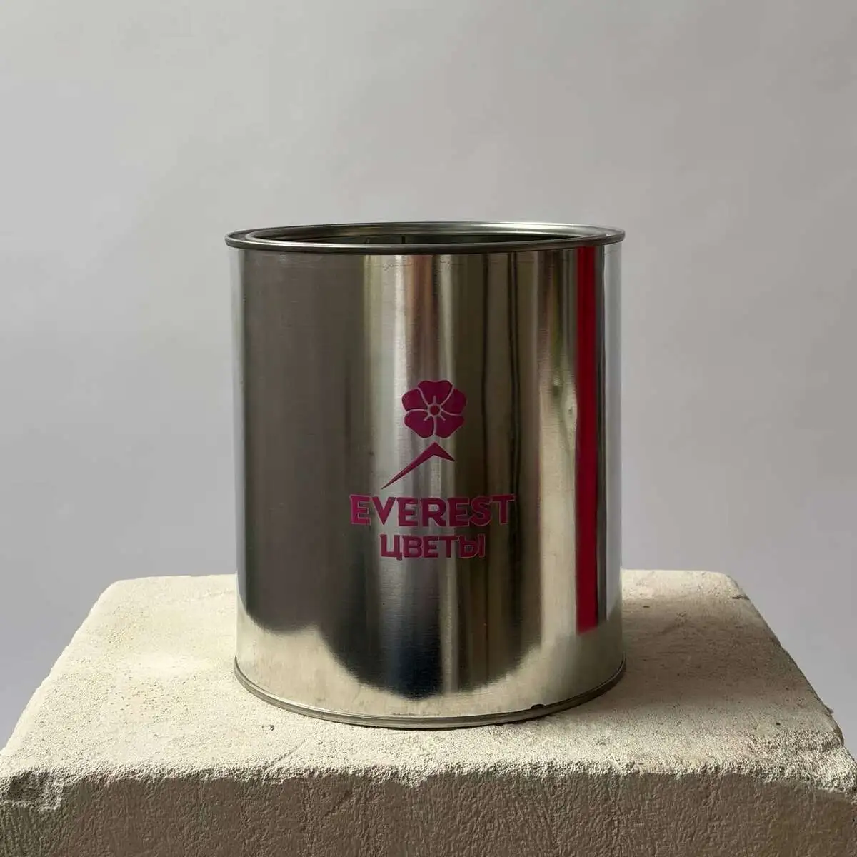 Банка бренд большая