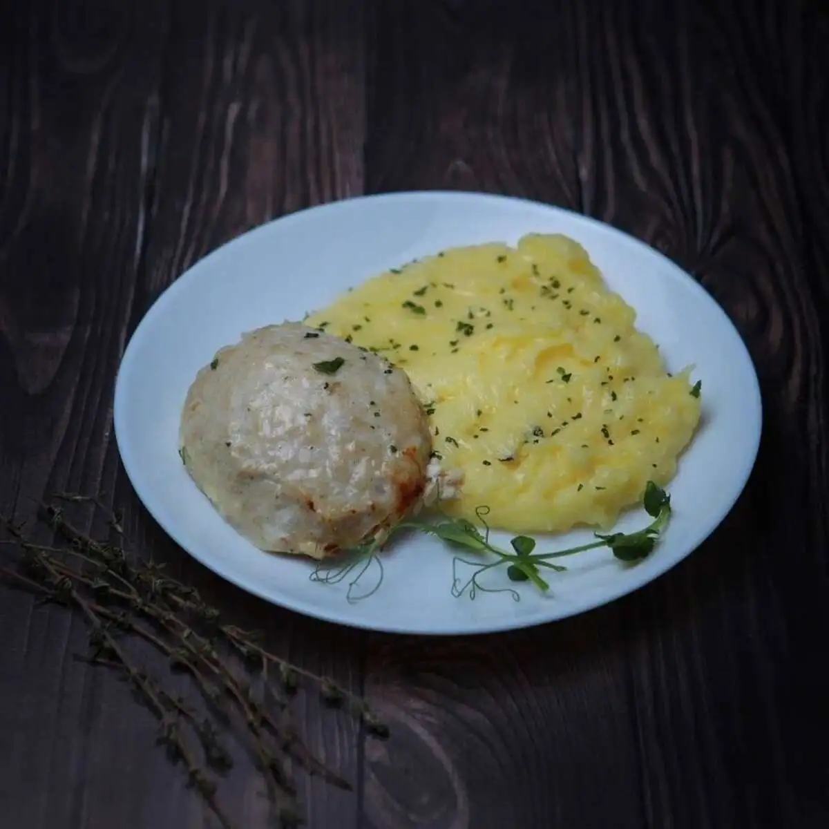 Пюре с котлеткой 