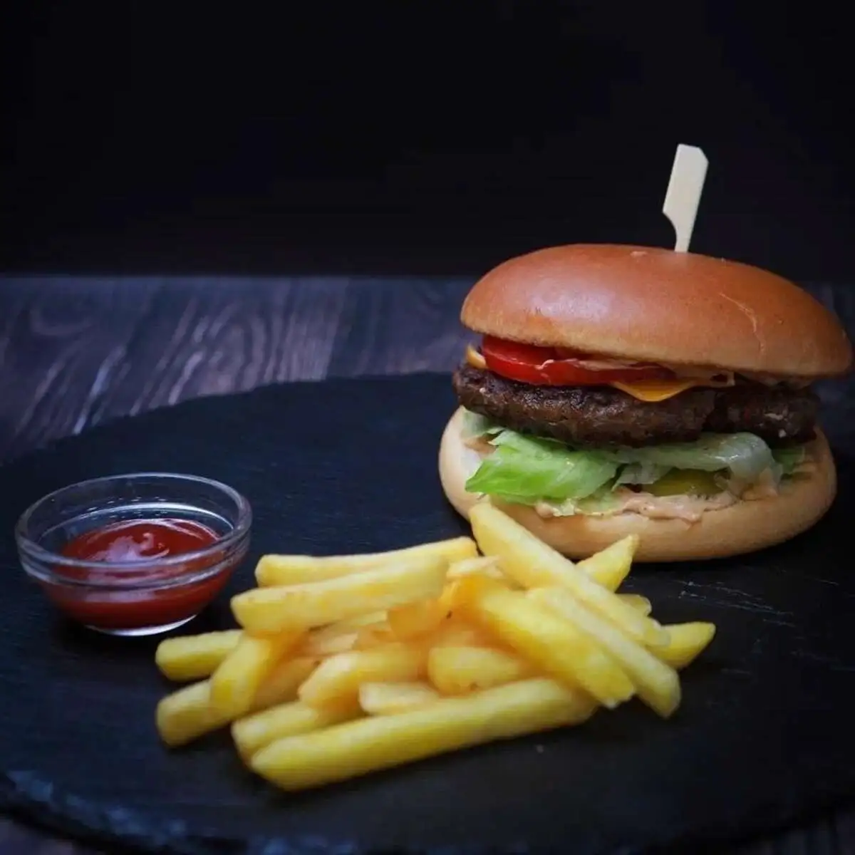 Бургер фирменный