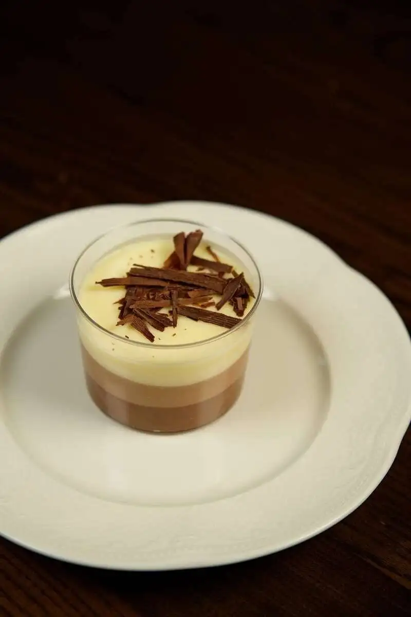 Десерт Три шоколада