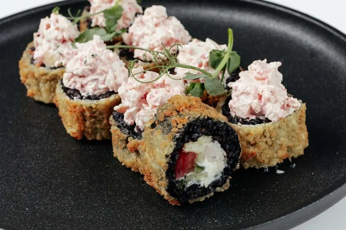 Чак пытал этот ролл, в кипящем масле