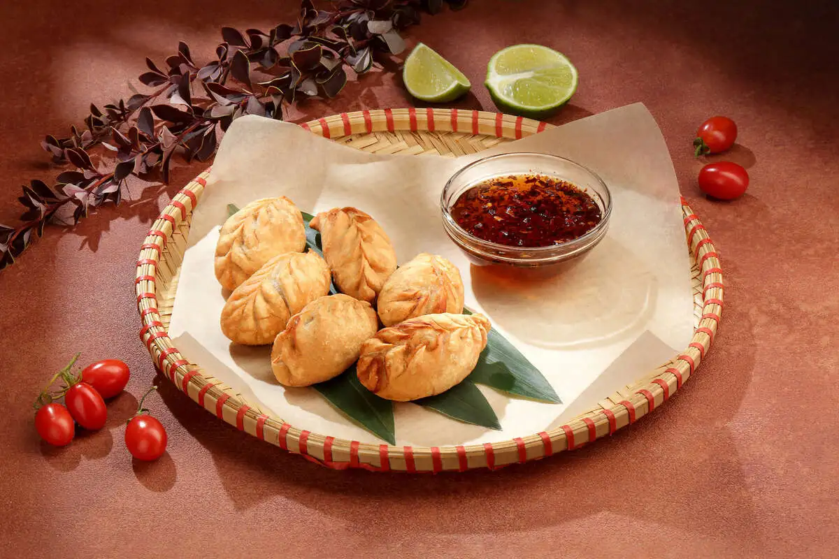 Дамплинги со свининой 6 шт