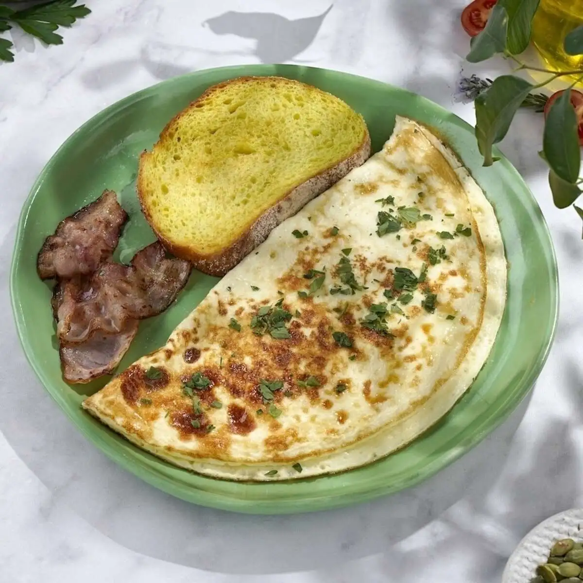 Омлет с беконом