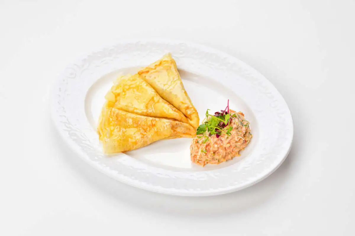 Блины с риетом из форели