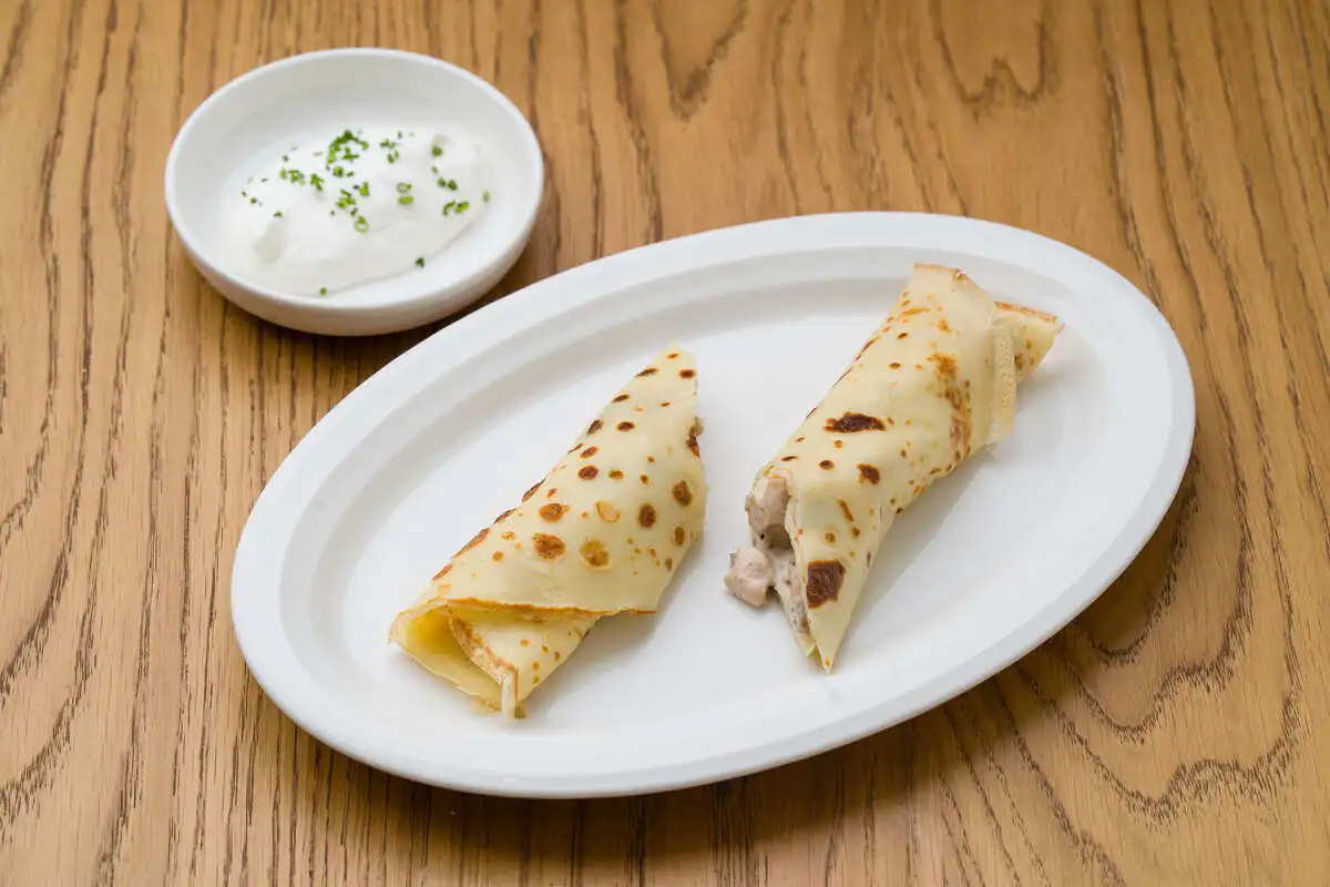 Блин с курицей и грибами