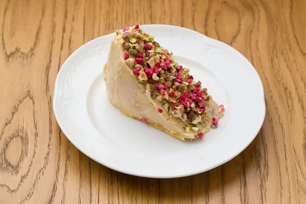 Блинный торт c заварным карамельным кремом