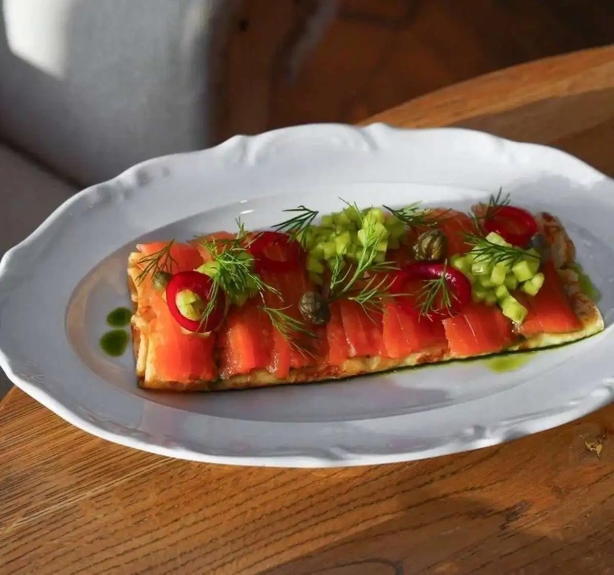 Блинчики со слабосолёной форелью