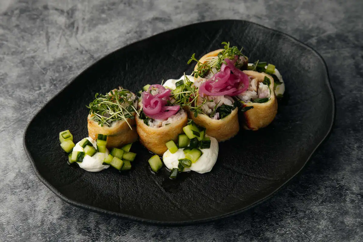 Блины с судаком и шпинатом