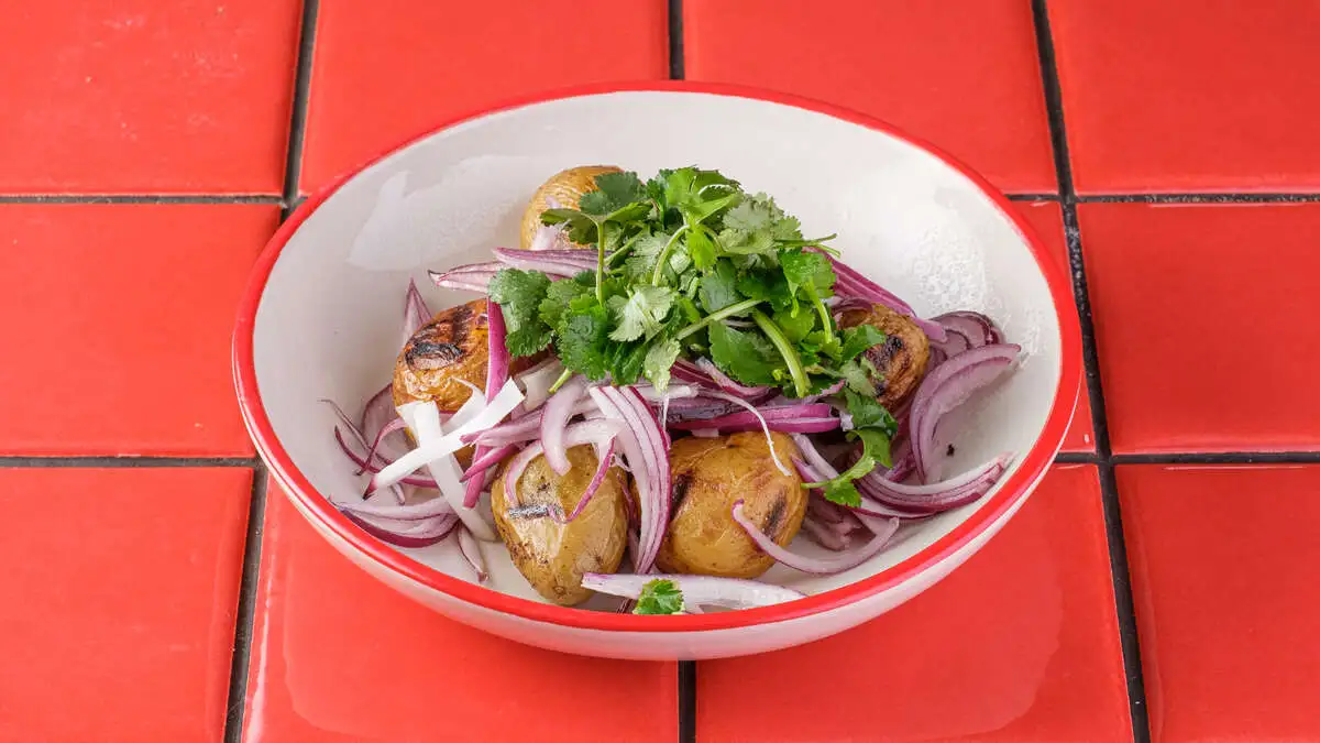 Картофель с луком