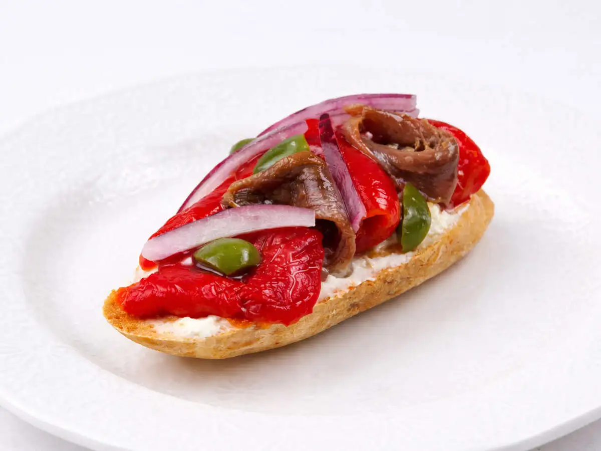 Печёный перец-анчоусы