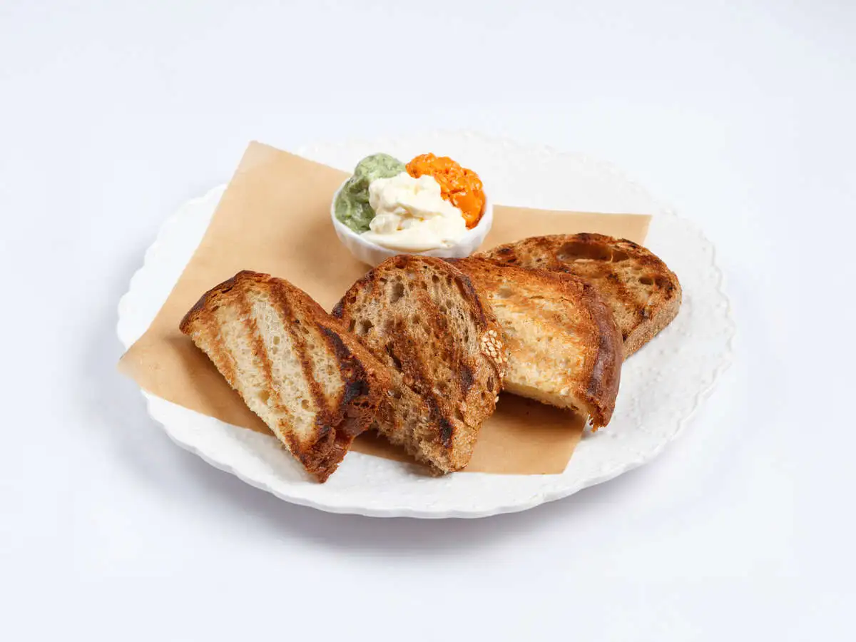 Хлеб с маслом