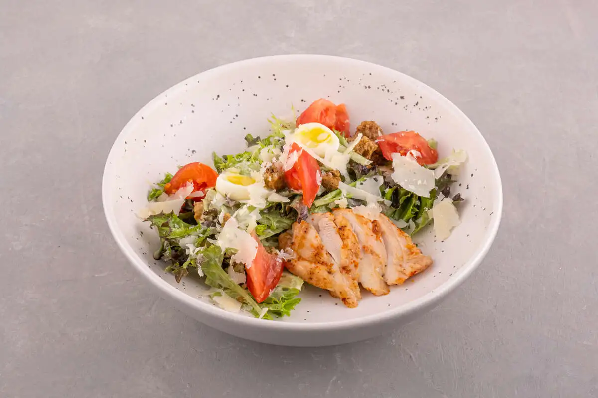 Цезарь с цыпленком