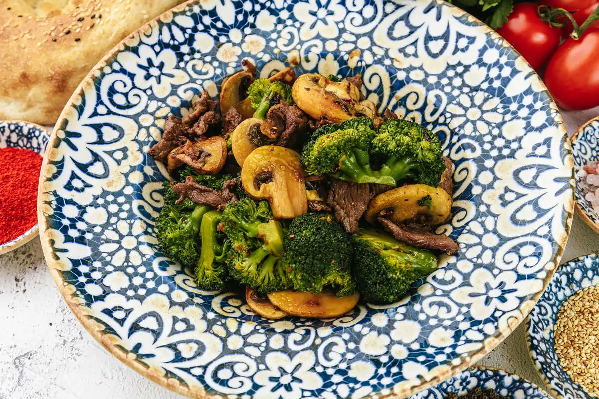 Говядина Гуанчжоу с брокколи