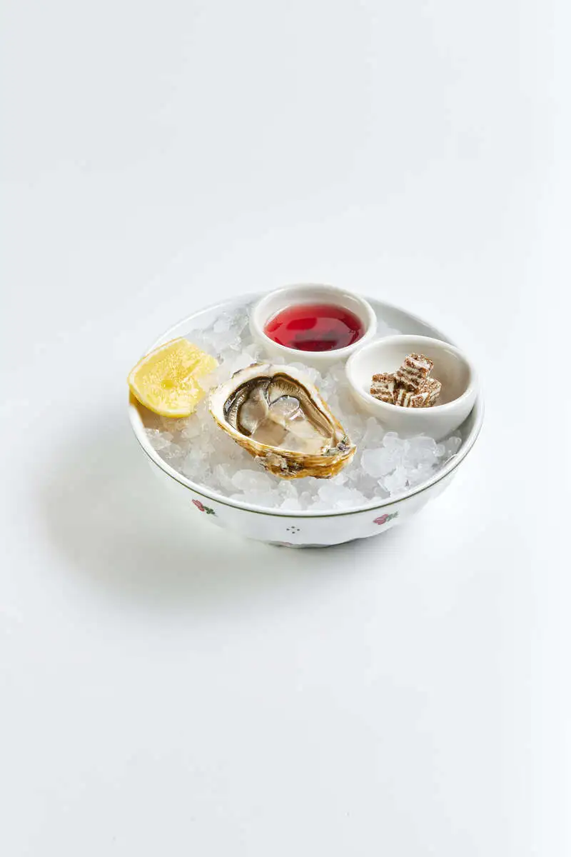 Устрица розовая Джоли