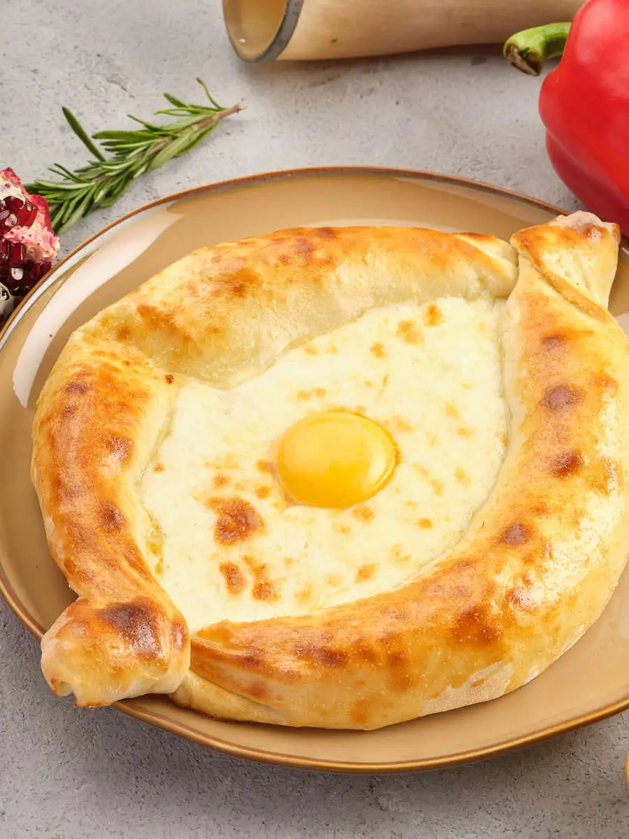 Хачапури по-аджарски
