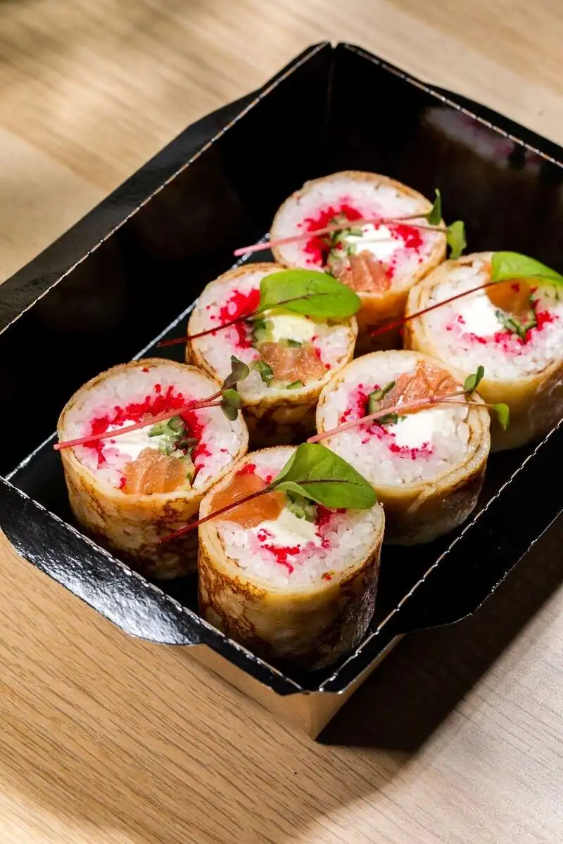 Масленица Ролл Калифорния